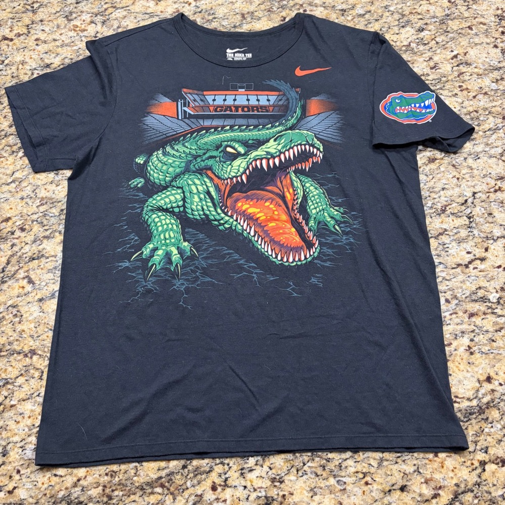 Nike Florida Gators Mens Large Black Graphic T-Shirt Tri-Blend Athletic Cut v